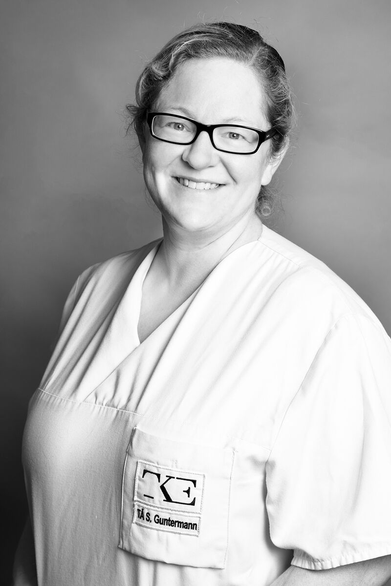 Tierärztin<br>Simone Guntermann