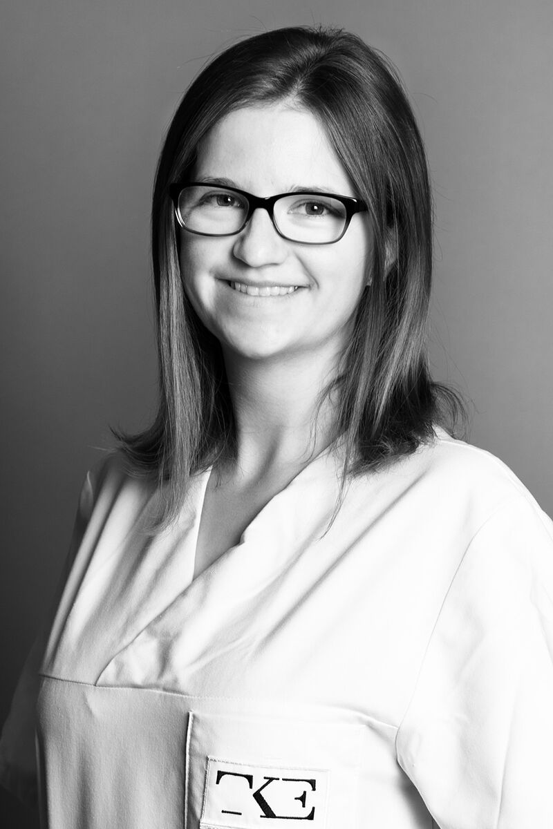 Tierärztin<br>Anne Weber