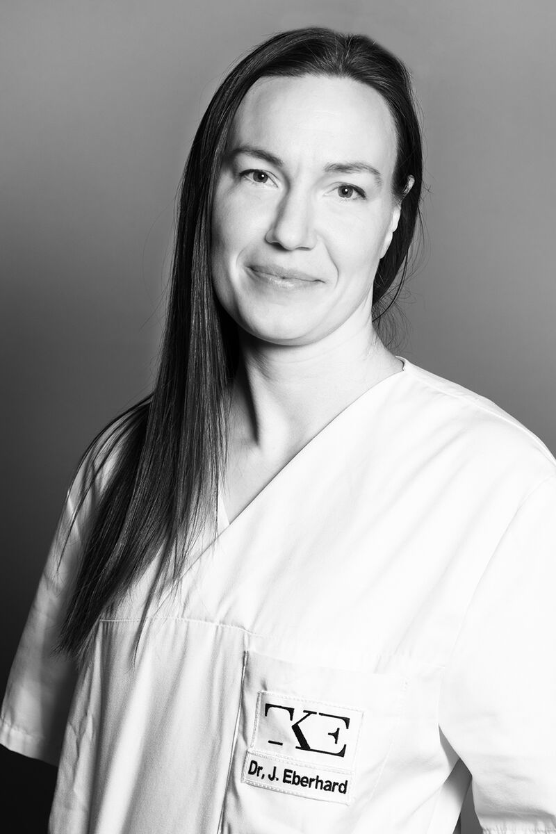 Dr. med. vet.<br>Jenny Eberhard
